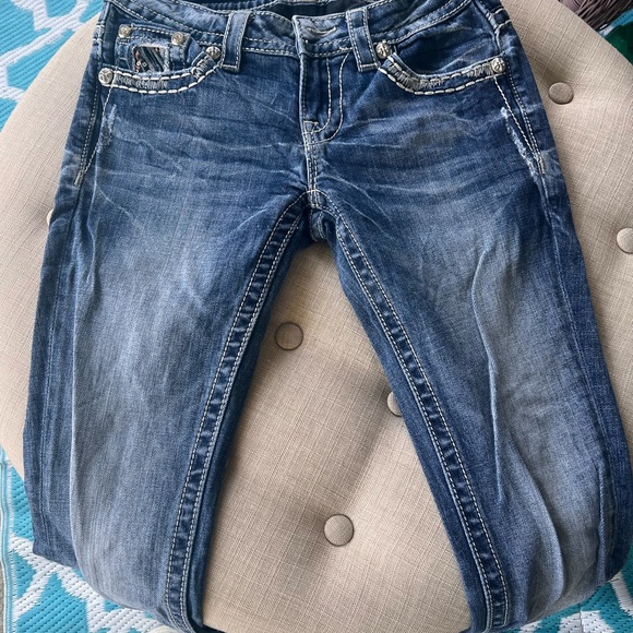 Miss me jeans, size 26 low rise, boot cut. 32 inseam. Like brand new. - Picture 2 of 3